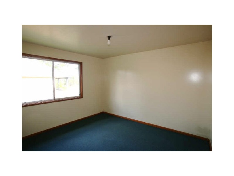16 Clipper Road, Nowra NSW 2541
