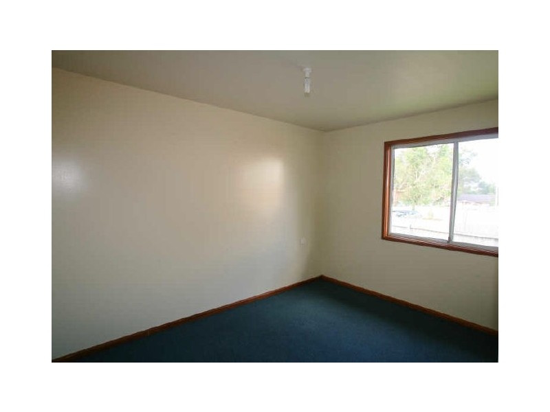 16 Clipper Road, Nowra NSW 2541