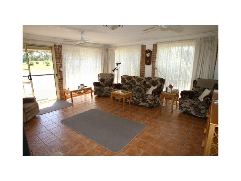 254 Stringybark Rd, Nowra Hill NSW 2540