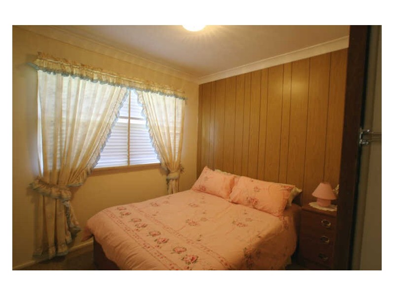 426 Princes Highway, Bomaderry NSW 2541