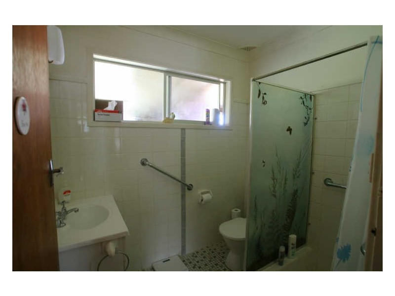 426 Princes Highway, Bomaderry NSW 2541