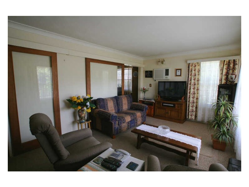 426 Princes Highway, Bomaderry NSW 2541