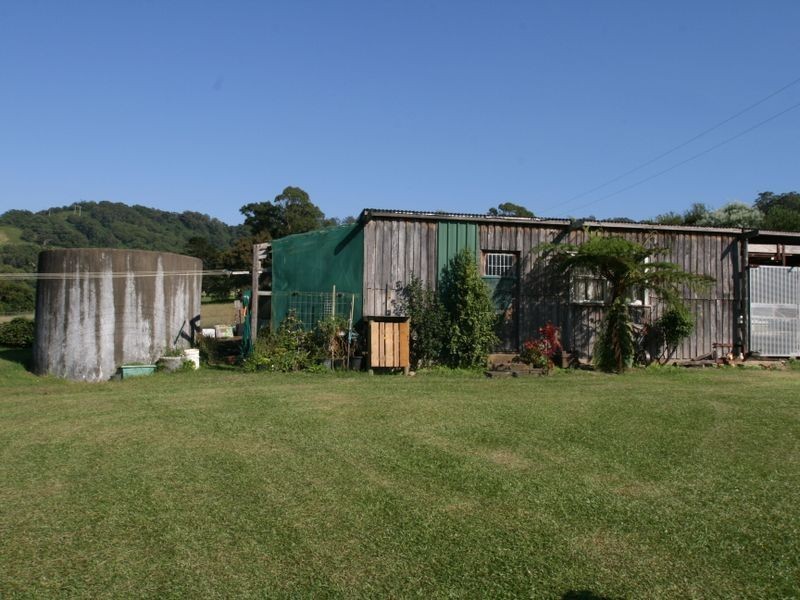 9 Thompson Road, Broughton Village NSW 2535