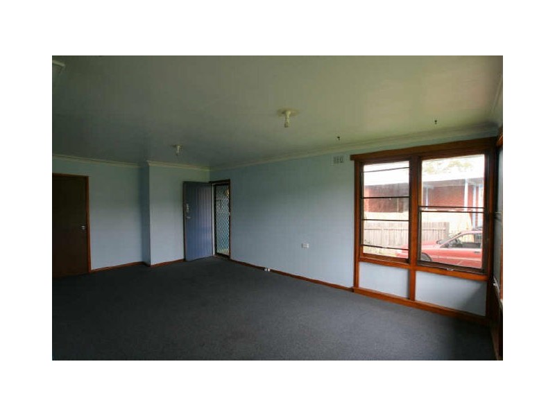 35 Quiberon Street, Nowra NSW 2541