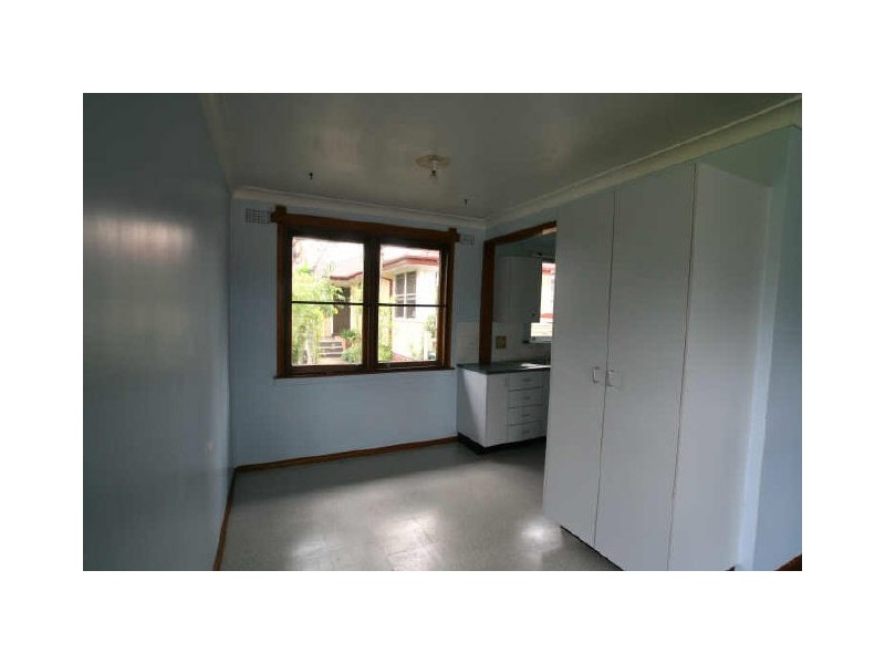 35 Quiberon Street, Nowra NSW 2541