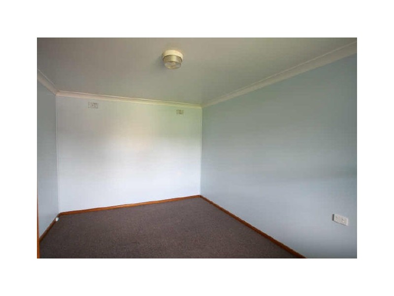 35 Quiberon Street, Nowra NSW 2541