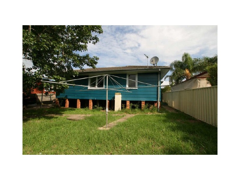 35 Quiberon Street, Nowra NSW 2541