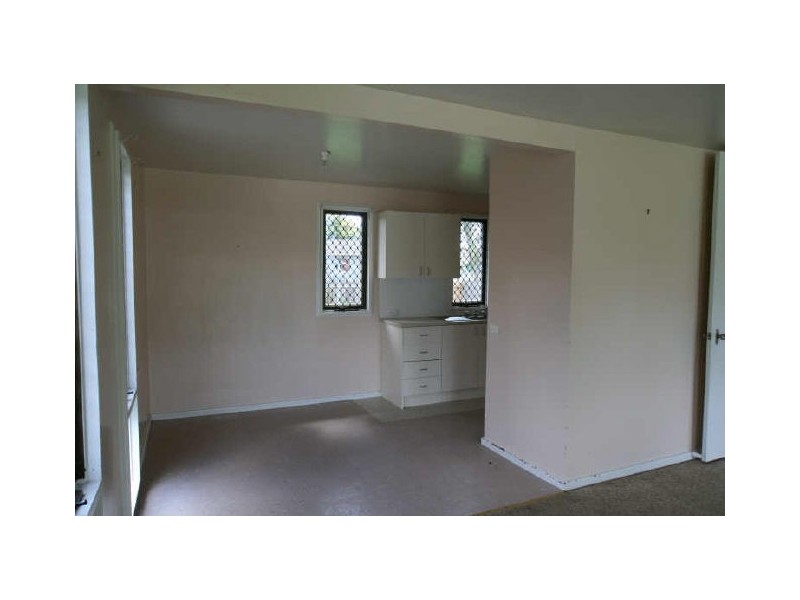 15 Supply Street, Nowra NSW 2541