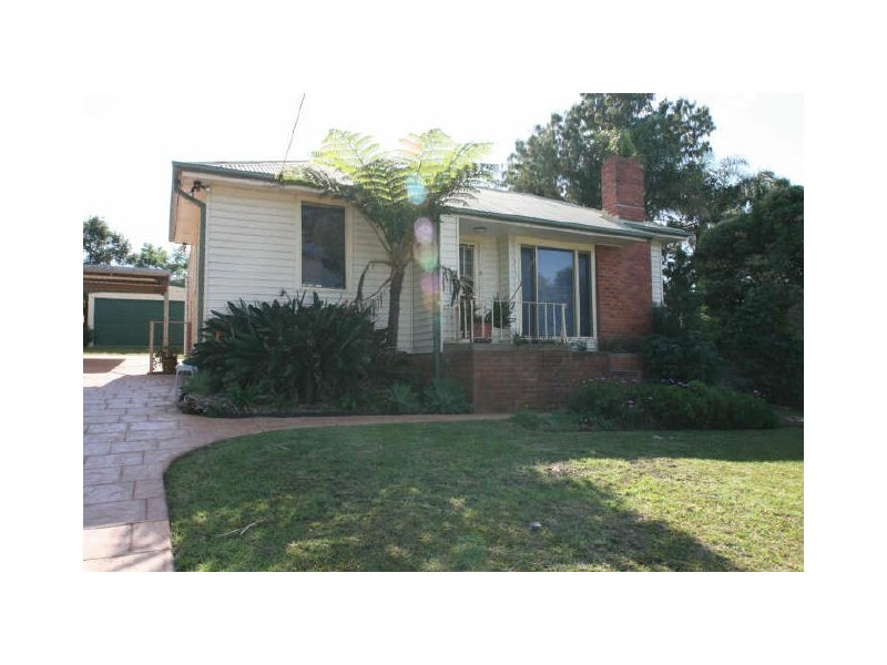 15 Oliver Parade, Nowra NSW 2541