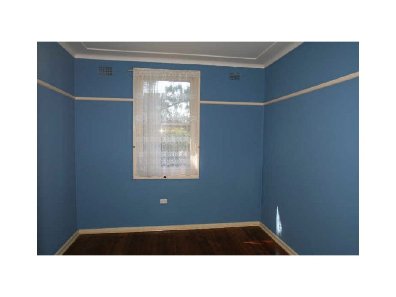 15 Oliver Parade, Nowra NSW 2541