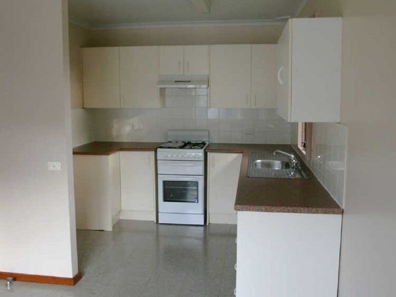 12 Nineveh Close, Nowra NSW 2541