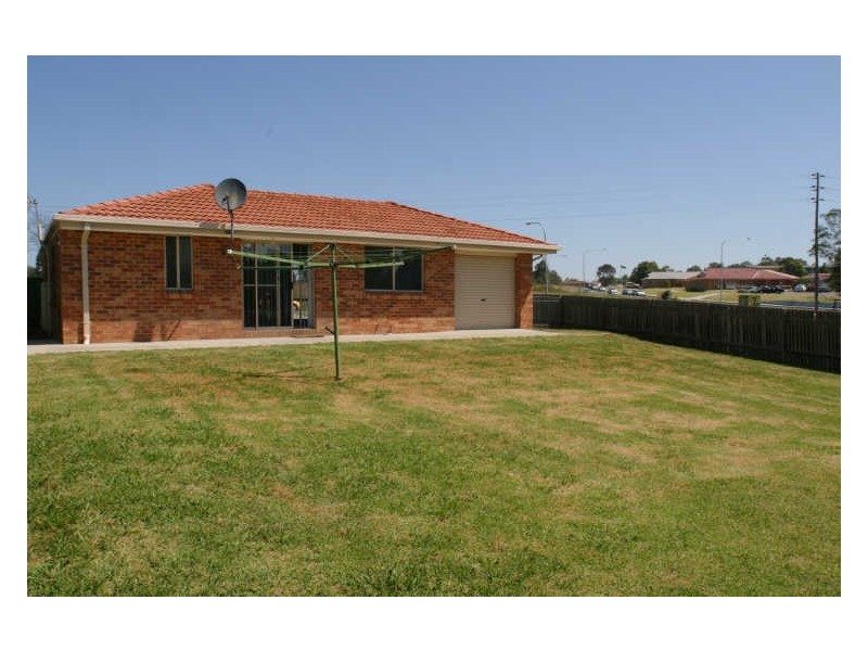 93 Park Road, Nowra NSW 2541
