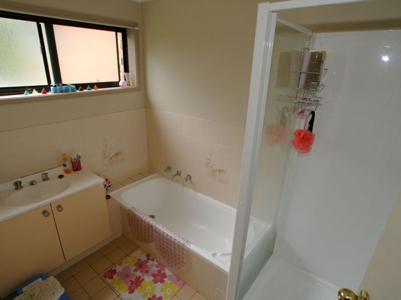 7/76 Brinawarr Street, Bomaderry NSW 2541