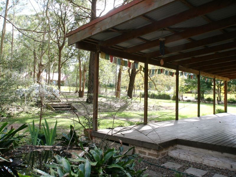 10 Coombah Close, Basin View NSW 2540