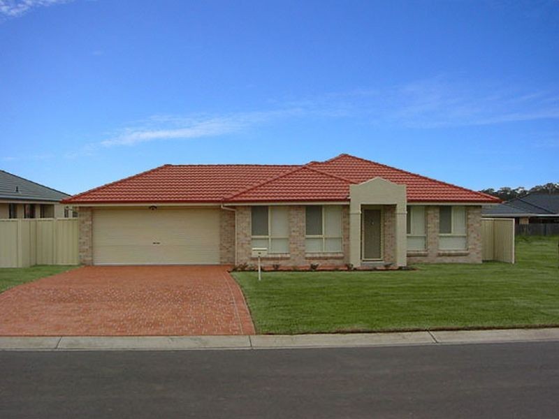 14 Golden Ash Close, Worrigee NSW 2540
