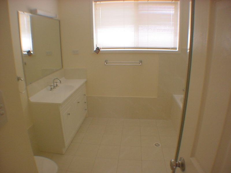 14 Golden Ash Close, Worrigee NSW 2540