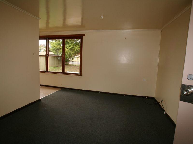 14 Hobart Street, Nowra NSW 2541