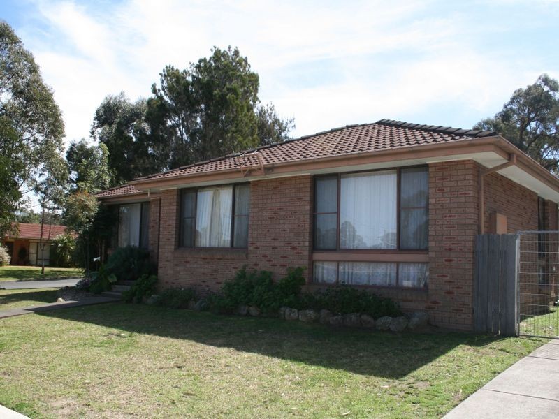 2 Balmaringa Avenue, North Nowra NSW 2541