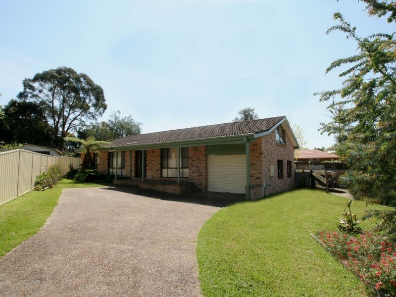 5 Birkdale Grove, Bomaderry NSW 2541