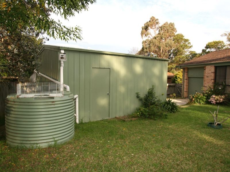 5 Birkdale Grove, Bomaderry NSW 2541