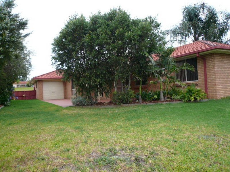 73 Coconut Drive, North Nowra NSW 2541