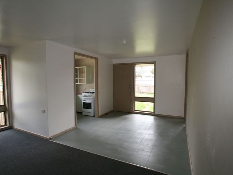 2 Abergeldie Street, Nowra NSW 2541
