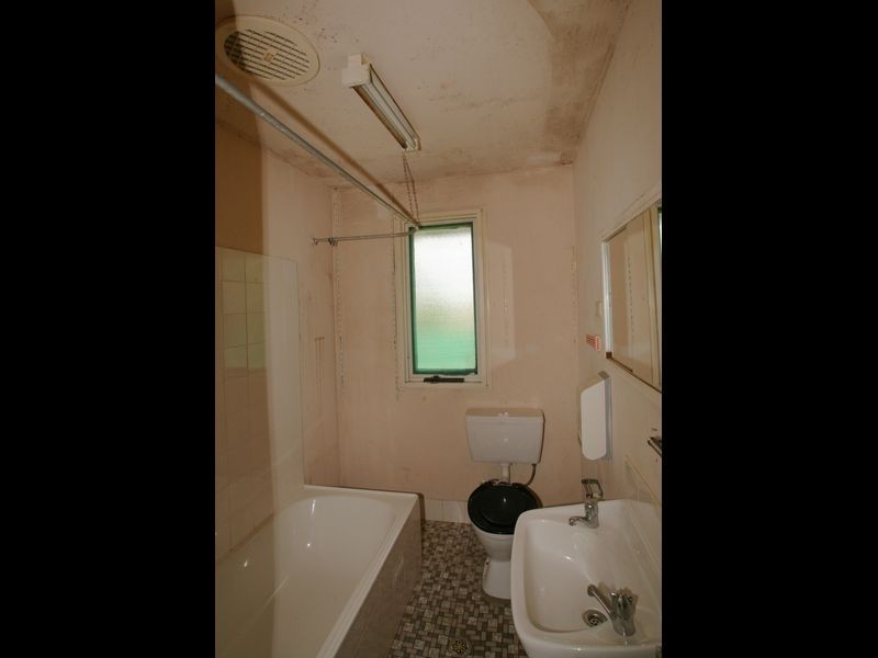 18 Clipper Road, Nowra NSW 2541