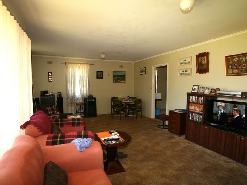 15 Quickmatch Street, Nowra NSW 2541