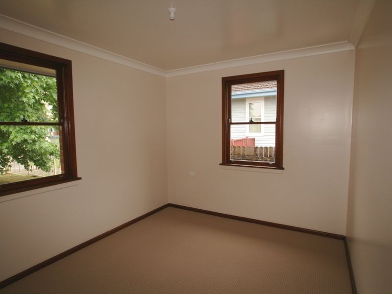 15 McKay Street, Nowra NSW 2541