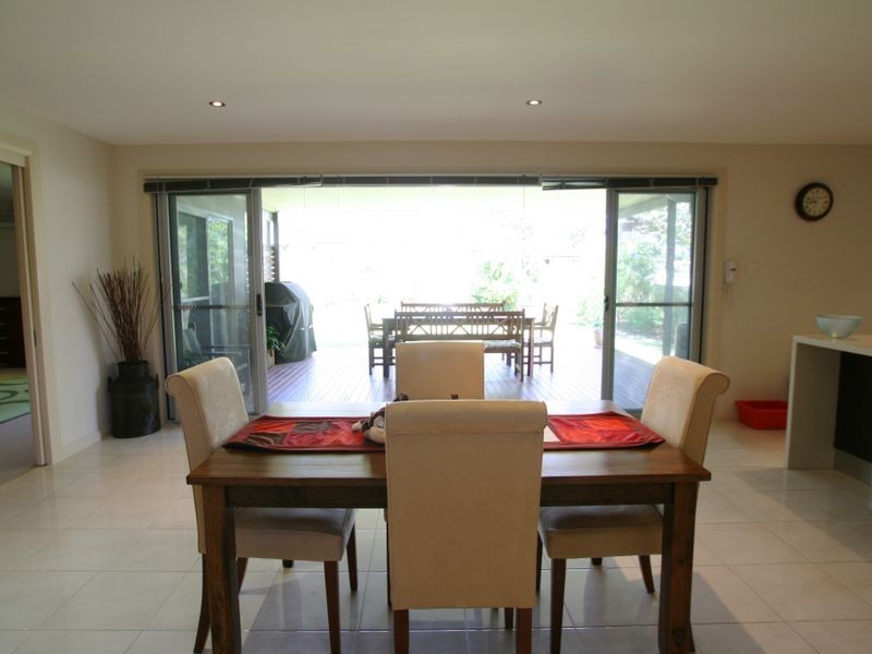 25 Riverside Esplanade South, Basin View NSW 2540