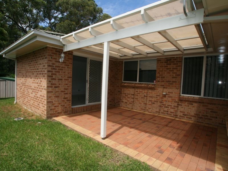 13 Wisteria Place, Bomaderry NSW 2541