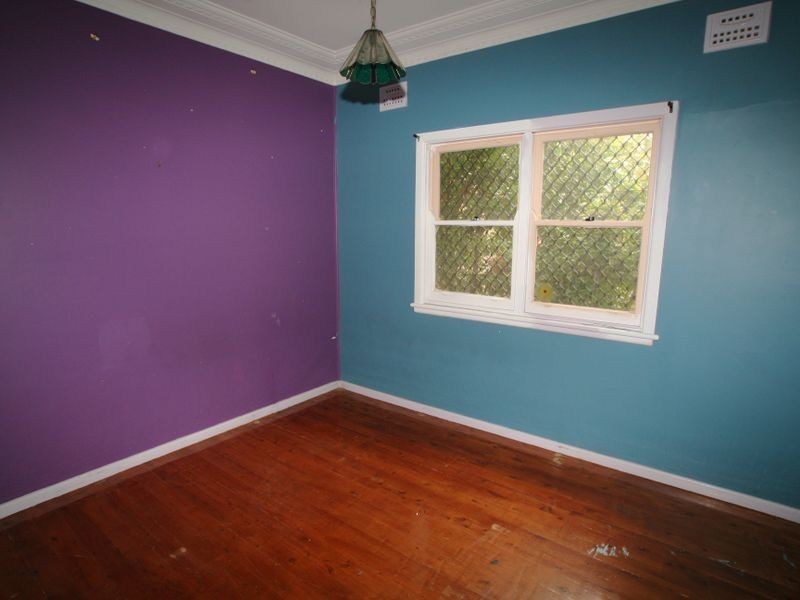 406 Princes Hwy, Bomaderry NSW 2541