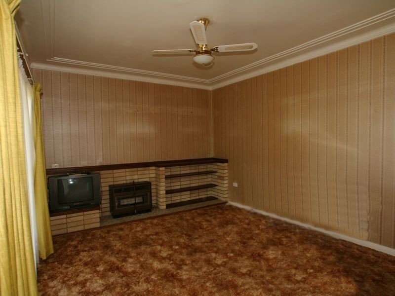 58 Birriley Street, Bomaderry NSW 2541