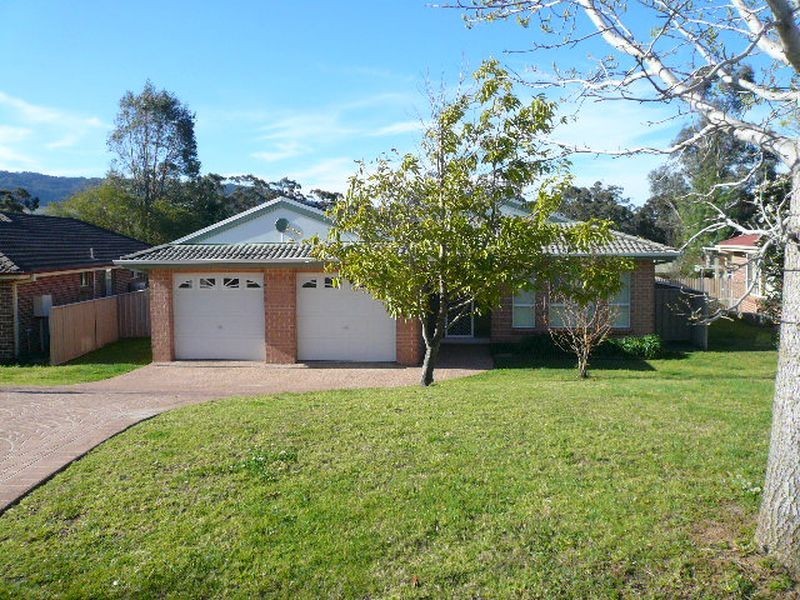 6 Gardenia Crescent, Bomaderry NSW 2541