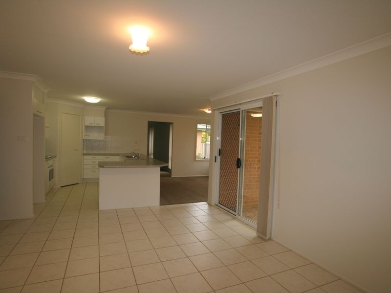 6 Gardenia Crescent, Bomaderry NSW 2541