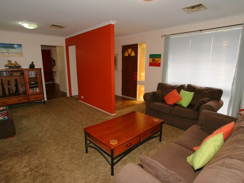 12 Devlin Ave, North Nowra NSW 2541