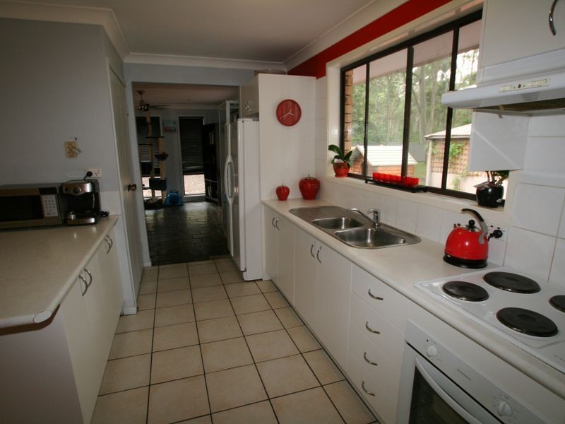 80 Hillcrest Avenue, South Nowra NSW 2541