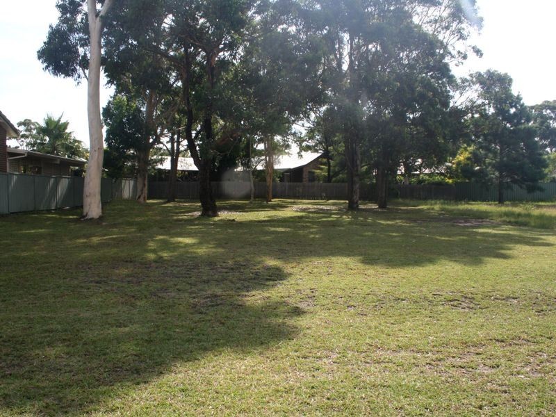 13 Lackersteen Street, Callala Bay NSW 2540