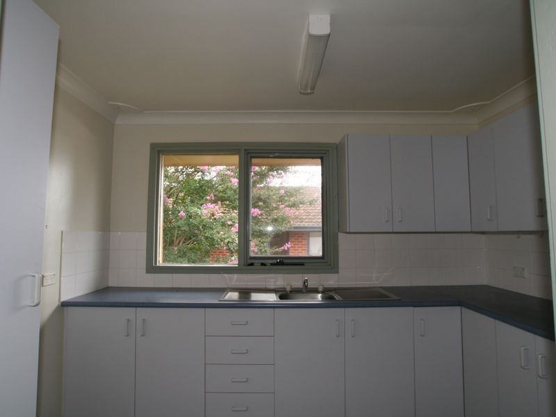 34 Alfred Street, Bomaderry NSW 2541