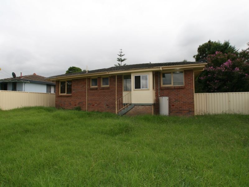 34 Alfred Street, Bomaderry NSW 2541