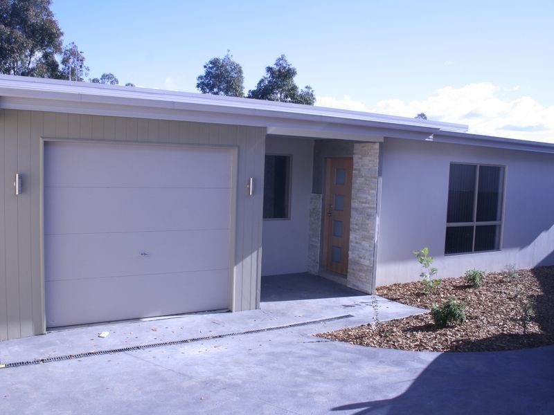 40a Carrington Park Drive, Nowra NSW 2541