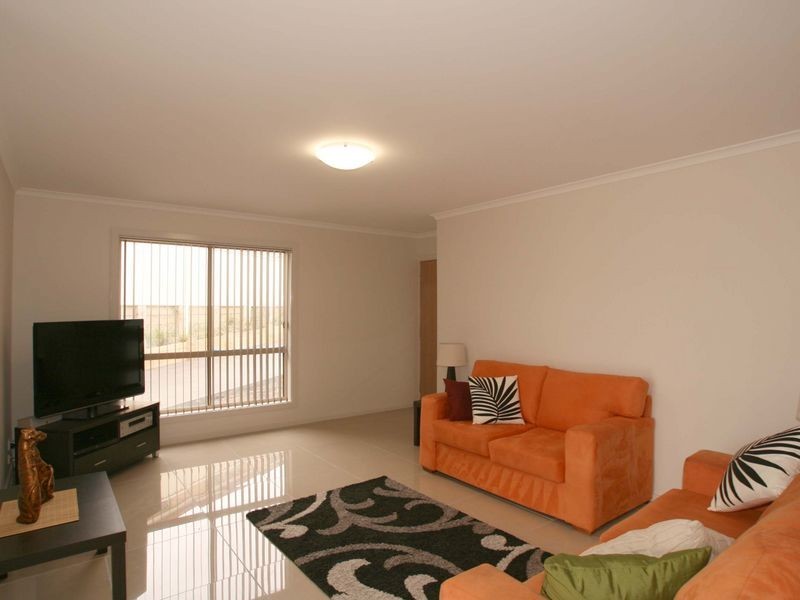 40a Carrington Park Drive, Nowra NSW 2541