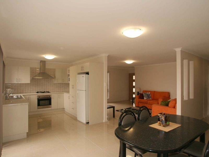 40a Carrington Park Drive, Nowra NSW 2541