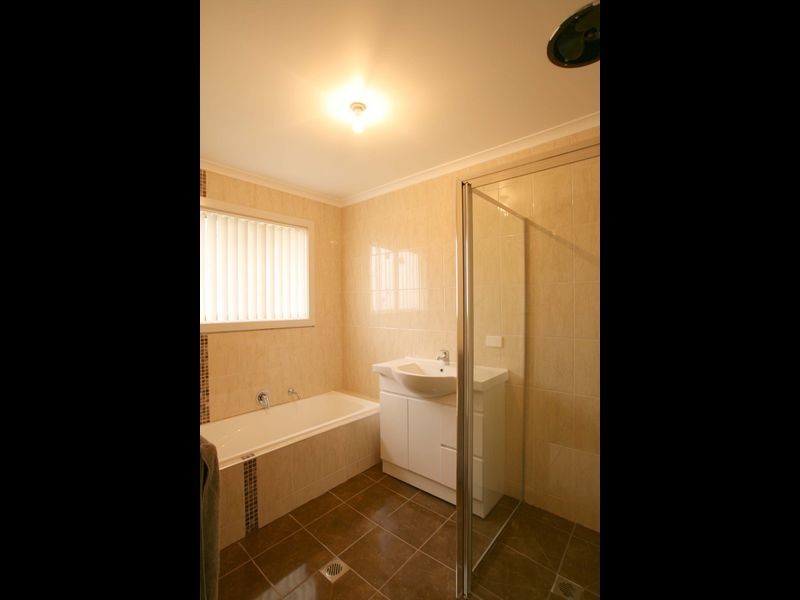 40a Carrington Park Drive, Nowra NSW 2541