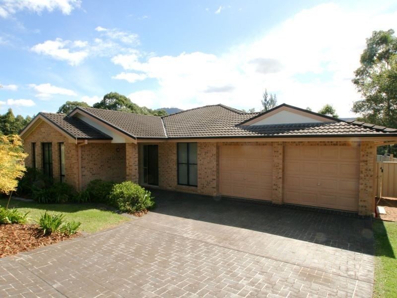 35 Gardenia Crescent, Bomaderry NSW 2541
