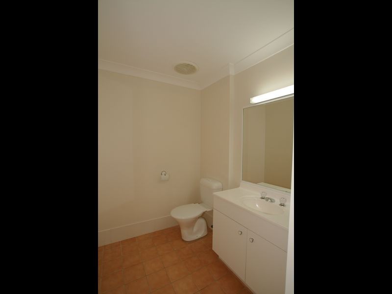 35 Gardenia Crescent, Bomaderry NSW 2541