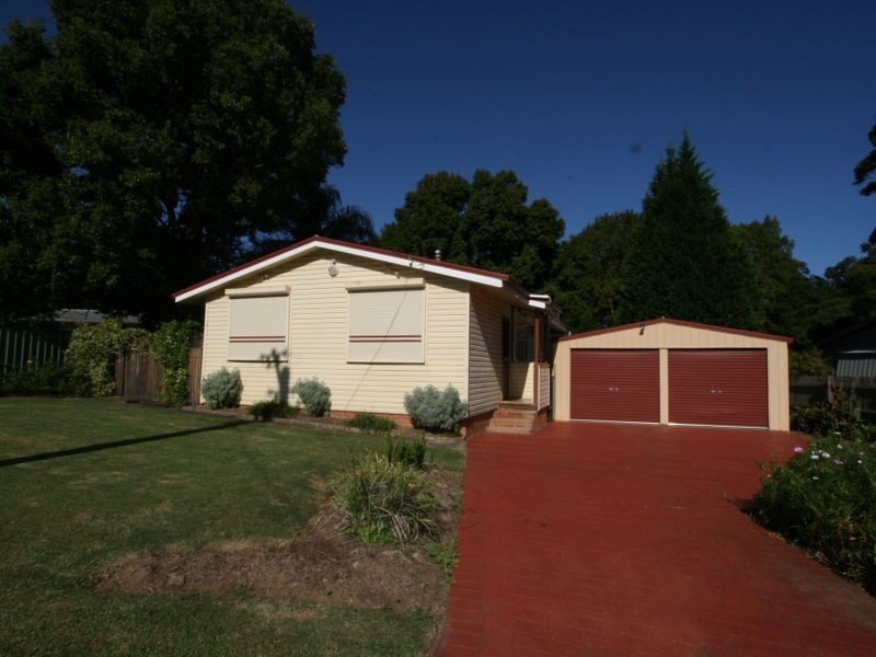42 Birriley Street, Bomaderry NSW 2541