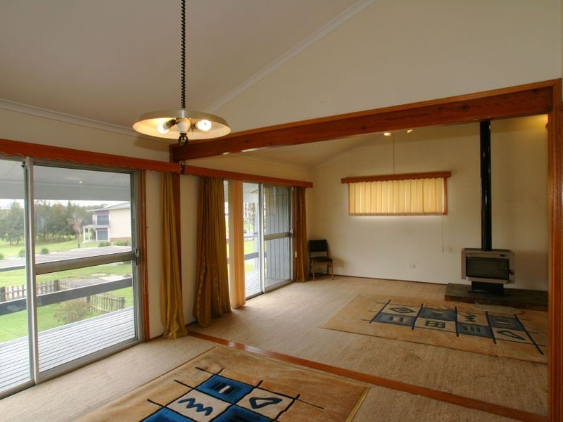 117 Greenwell Point Road, Worrigee NSW 2540