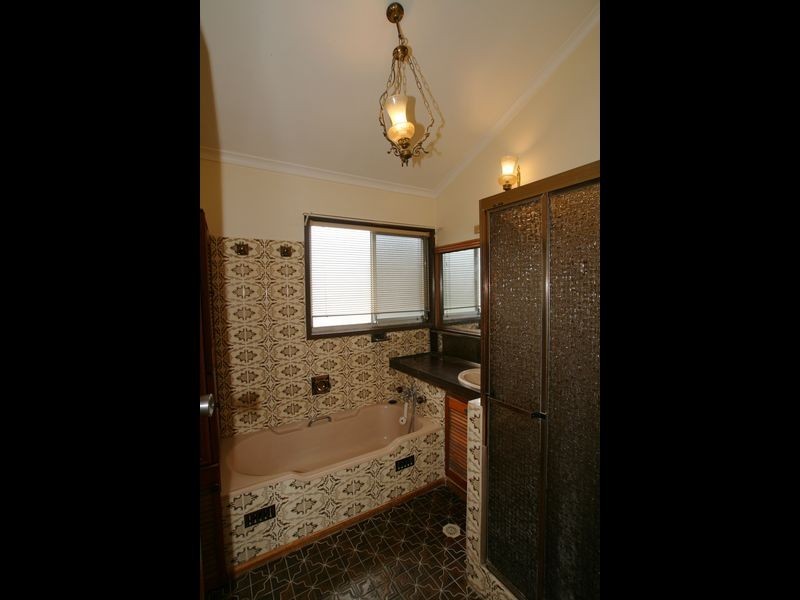 117 Greenwell Point Road, Worrigee NSW 2540