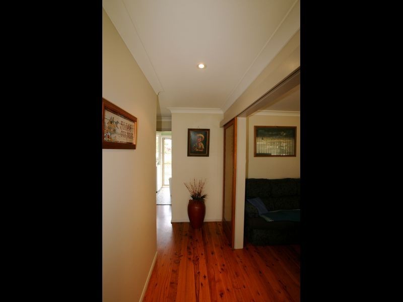 5 Seccombe Street, Nowra NSW 2541
